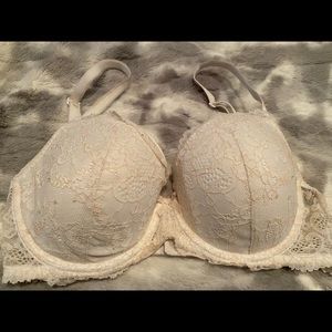Beautiful white Victoria secret bra